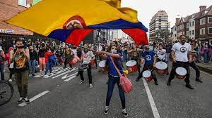 Paro nacional hoy 4 de junio en vivo: Colombia Hoy Paro Nacional Colombia 2021 Resumen Y Ultimas Noticias Del 7 De Mayo Asi Fueron Las Marchas Y Enfrentamientos En Bogota Cali Y Medellin Marca Claro Colombia