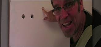 Doug cornwell is back for another 60 second fix. How To Find A Stud In The Wall Amazing Method Construction Repair Wonderhowto