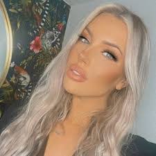 Jodie Parsons's Instagram, Twitter & Facebook