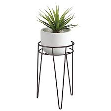 Angoli verdi e piante da appartamento sono un'ottima idea per rendere gli interni più vivaci e accoglienti, soprattutto con l'arrivo della. Mdesign Midcentury Portavasi Da Terra In Metallo Portapiante Da Interno Con Design Rotondo Moderno E Gambe A Forcina Versatili Fioriere Da Interno E Esterno Bronzo