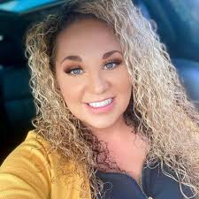 Savanah Stuart Traudt (@savanah.stuart) • Facebook