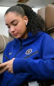 🗣William Gallas urges Chelsea to stay away from signing Salah as a free  agent: “I think Chelsea should reject the chance to sign Mohamed Salah as a  free agent this summer. I