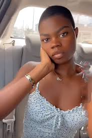 Eket why is this little damsel girl trending...