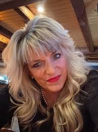 Connie Carbery (@conniecarbery) • Instagram photos and videos