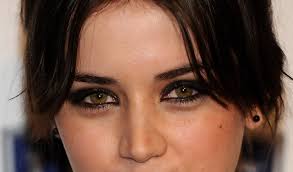 Ana de armas met her stardom in usa due to her ability to take risk. Ana De Armas Smoky Eyes Ana De Armas Looks Stylebistro