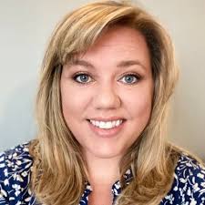 Candice Barrett (@candibarr1215)