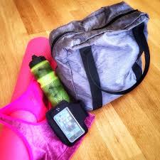 Hmsport Yeni Koleksiyonundan Harika Bir Spor Cantasi Matara Ve Kol Bandi Imwearinghm Hmturkye Hm Matara Canta Yoga