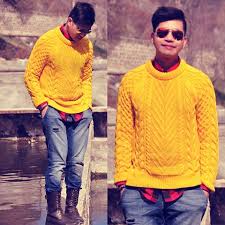 Whether you want something to layer over shirts, pair with jeans or throw on for getting home after the gym, our edit of men's jumpers and cardigans has everything you need to stay warm this season. 23 Cozy Cable Knit Sweater Outfits For Men Styleoholic