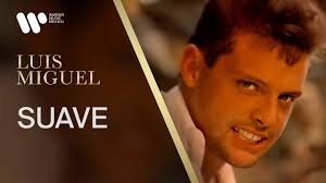 Otra de las imágenes que la. Luis Miguel Suave Video Oficial Youtube