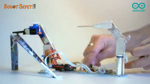 Arduino Ile Yaratici Fikirler Robot Kol Projesi Youtube