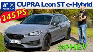 For the new hatchback, the boot capacity is the same as in the previous version, despite the slight increase in size, namely for the wagon called sportstourer, the volume is slightly higher than before, namely 617 liters (+30 liters). 2020 Cupra Leon Sportstourer E Hybrid Ausfahrt Tv