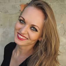 Julia Kovacs's Instagram, Twitter & Facebook