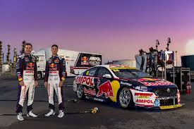Racing car legend craig lowndes has opened up about his embarrassing online love affair with a read the very cringey messages racing car legend craig lowndes sent to a mystery woman he. Craig Lowndes Craiglowndes888 Twitter