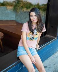 Welcome to the miranda cosgrove subreddit. Miranda Cosgrove Height Weight Body Measurements Eye Color