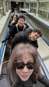 What a great way to end 2024! Incredibly happy to have a wonderful holiday  with my family in Japan. Such precious memories! Looking forward to another  fantastic year in 2025!