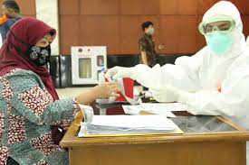 Kantor Walikota Jakarta Timur Gelar Rapid Test Dan Swab Test