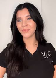 Holly Ostendorf's Instagram, Twitter & Facebook