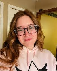 Sarah Swank's Instagram, Twitter & Facebook