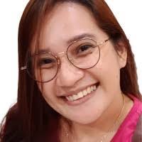 Kathleen Constantino's Instagram, Twitter & Facebook