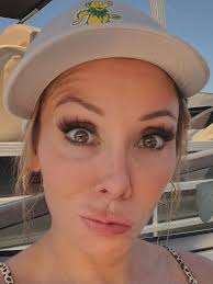 Amie Jo Bishop (@amiejobishop) • Instagram photos and videos