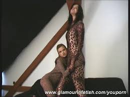 Hi, this is my facebook page for youtube subscribers who want to follow my new activity! Lesbische Freundin In Tiger Spandex Kostenlos Im Grossen Archiv Von Pornos Ansehen Oyoh