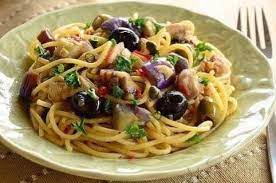 Tumis bawang putih dan bawang holland hingga layu. 5 Resepi Spaghetti Mudah Dan Sedap Makan Sedap Johor Facebook