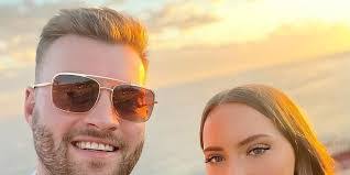 Jed Scott's Instagram, Twitter & Facebook