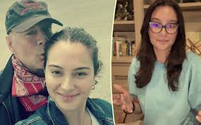 Bruce Willis fru säger att deras döttrar "förbereder sig" för hans död