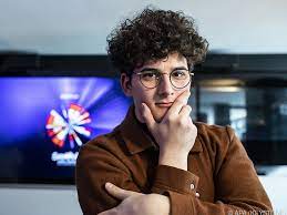Gjon's tears — feeling alone (live on couleur 3) 03:37. Esckaz Eurovision 2020 Gjon S Tears Switzerland Shvejcariya