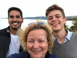 Which kpomo is worth 2k?