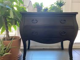This easy chalk paint tutorial shows you exactly how to use chalk paint to refinish furniture. Chalk Paint Tips For Beginners Design Morsels