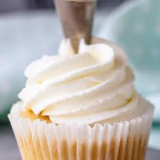 Whipped Cream Frosting With Cream Cheese Powdered Sugar Heavy Cream Vanilla Ext Cupcake Frosting Recipes Whipped Cream Frosting Recipe Whipped Icing Recipes
