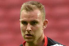 Mitchell bids to play his way into Baxter's thoughts