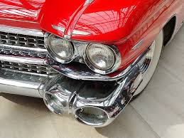 A truly masculine car is one that can traditionally reach an amazing speed, have a cool design that wows girls and provides a trustworthy hobby. Hd Wallpaper Old Fashioned Style Retro Styled Classic Vintage Car Collector S Car Wallpaper Flare