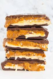 And of course there's sugar free jello, which is widely available in grocery stores, and can be made up with water or a mixture of water and cream. Vegan Snickers 6 Ingredients The Big Man S World
