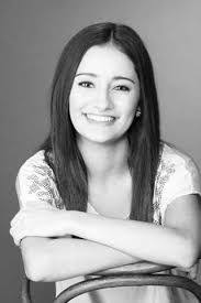 Amanda Edelblute's Instagram, Twitter & Facebook