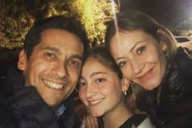 Rafael araneda vuelve a la televisión de la mano de unimás, la cadena de televisión estadounidense de difusión en sus miedos. La Hija De Rafael Araneda Le Dedico El Mejor Saludo En Su Cumpleanos Numero 50 M360 Cl