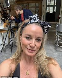 Tamzin outhwaite, 45, has candidly revealed a treatment she has undergone called skinbreeze skin rejuvenation which. Tamzin Outhwaite Thanks Toyboy For Helping Raise His Two Daughters Oltnews
