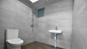 This covers ceiling leaks in the toilet or kitchen, as well as water seepage from external walls, for up to five years. Hvwqhk2oslkiim