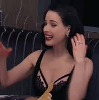 I can honestly say that not only does dita von teese has exquisite taste when it comes to her wardrobe, but her style is just as fabulous in household matters. Femme Fatale Dita Von Teese