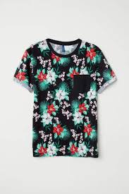 We offer quality styles at the best price and in a sustainable way. T Shirts Men S Clothing Shop Online Or In Store H M Us Character Wardrobe Floral Tops Tank Top Shirt Mens Tops