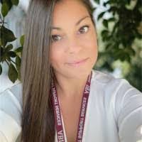 Stephanie Cornwell's Instagram, Twitter & Facebook