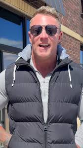 I want you to check these 3 boxes before buying a home. That doesn’t mean  don’t reach out to us. We just want you to be in the most financially  stable position when you do decide to buy a home! ...