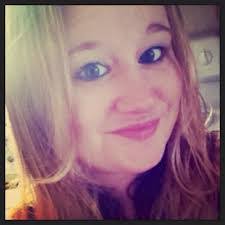 Marisa Peck's Instagram, Twitter & Facebook