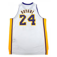 — lakers empire (@lakersempire) october 31, 2020. Kobe Bryant Los Angeles Lakers Nba Adidas Men S White Swingman Alternate Jersey Steel City Collectibles