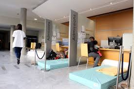 Les grévistes de la clinique de l'ormeau à tarbes, envahissent la gare matabiau à toulouse. Clinique De Tarbes Les Grevistes Votent La Fin Du Conflit Sciences Et Avenir