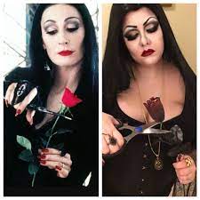Morticia Addams Costume. #diymorticiaaddams diycostume | Morticia addams  costume, Morticia addams, Halloween photos
