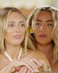 The Bali heat is already getting to the gang 👀 Catch up