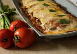 Bife A Parmigiana Ta Na Mesa