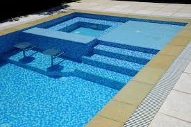 This Swimming Pool Is Located In Santa Fe Argentina And Our Glassmosaics Look So Beautiful At Night Piscina Piscinas Modernas Piscinas Piscina Terr